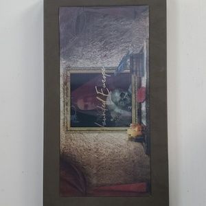 Nomad Haunted Europe Eyeshadow Palette